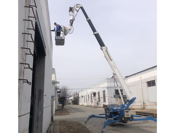 蜘蛛式高空车出租施工现场